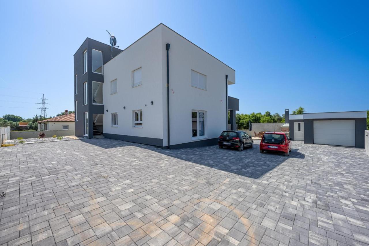 Domus Alba Apartments Pula Luaran gambar