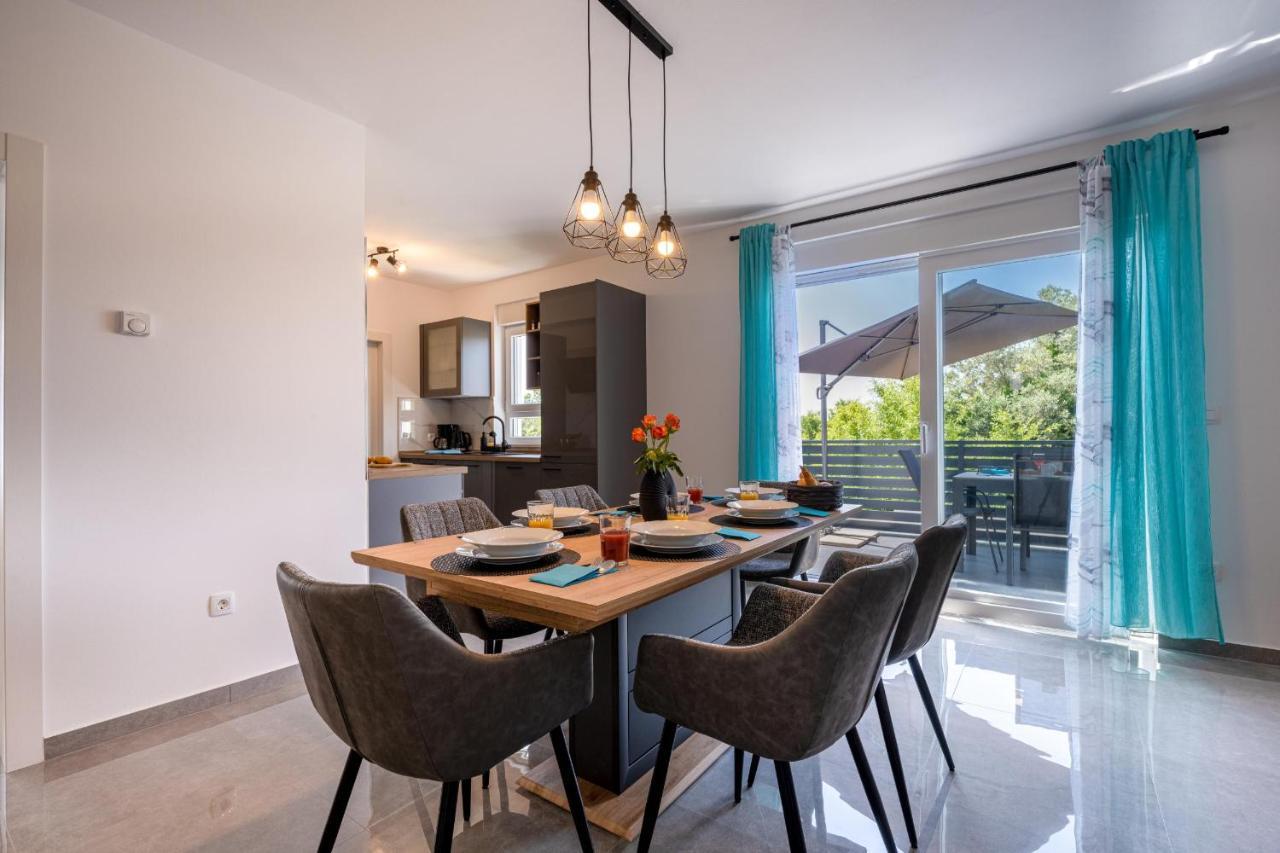 Domus Alba Apartments Pula Luaran gambar