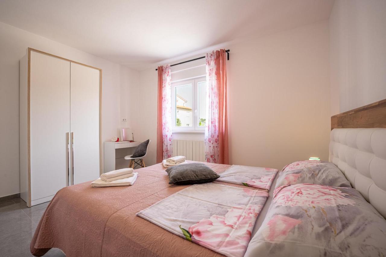 Domus Alba Apartments Pula Luaran gambar