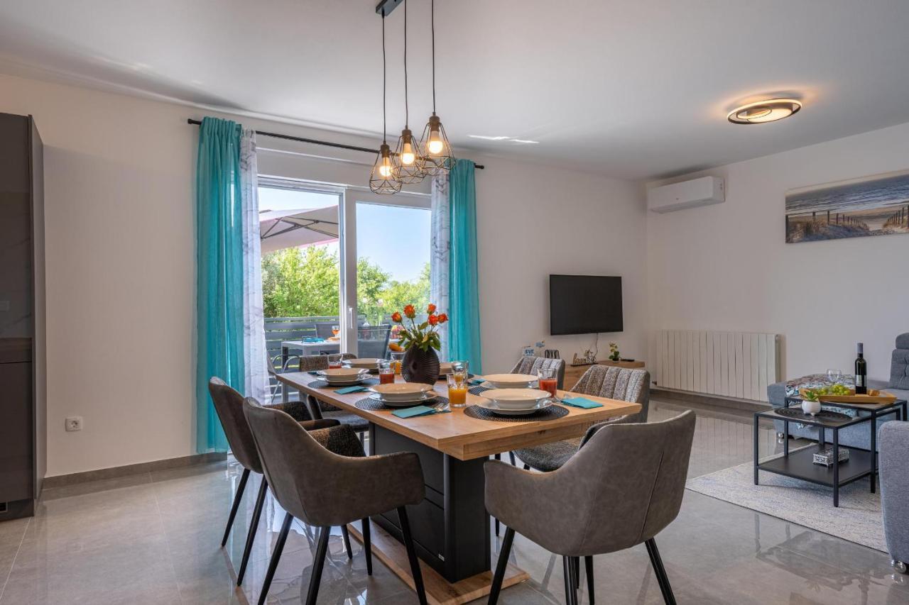 Domus Alba Apartments Pula Luaran gambar