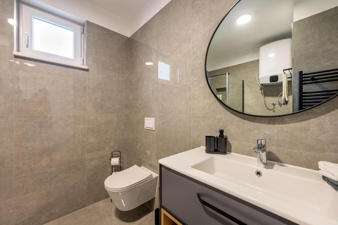 Domus Alba Apartments Pula Luaran gambar