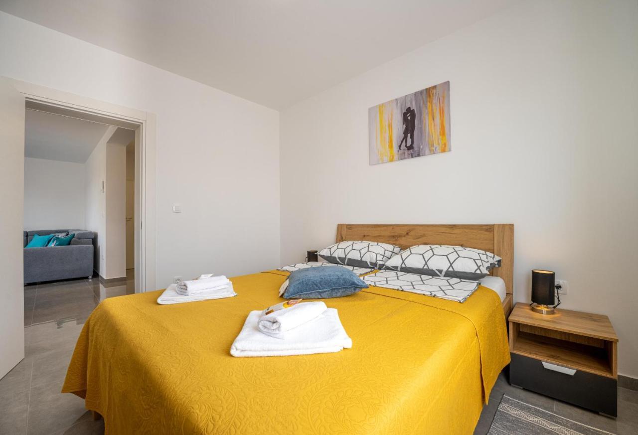 Domus Alba Apartments Pula Luaran gambar