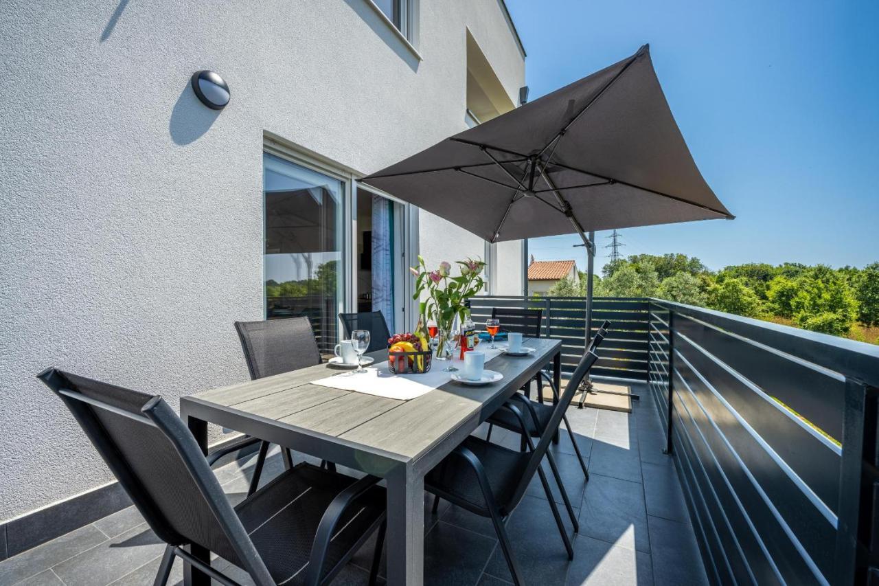 Domus Alba Apartments Pula Luaran gambar
