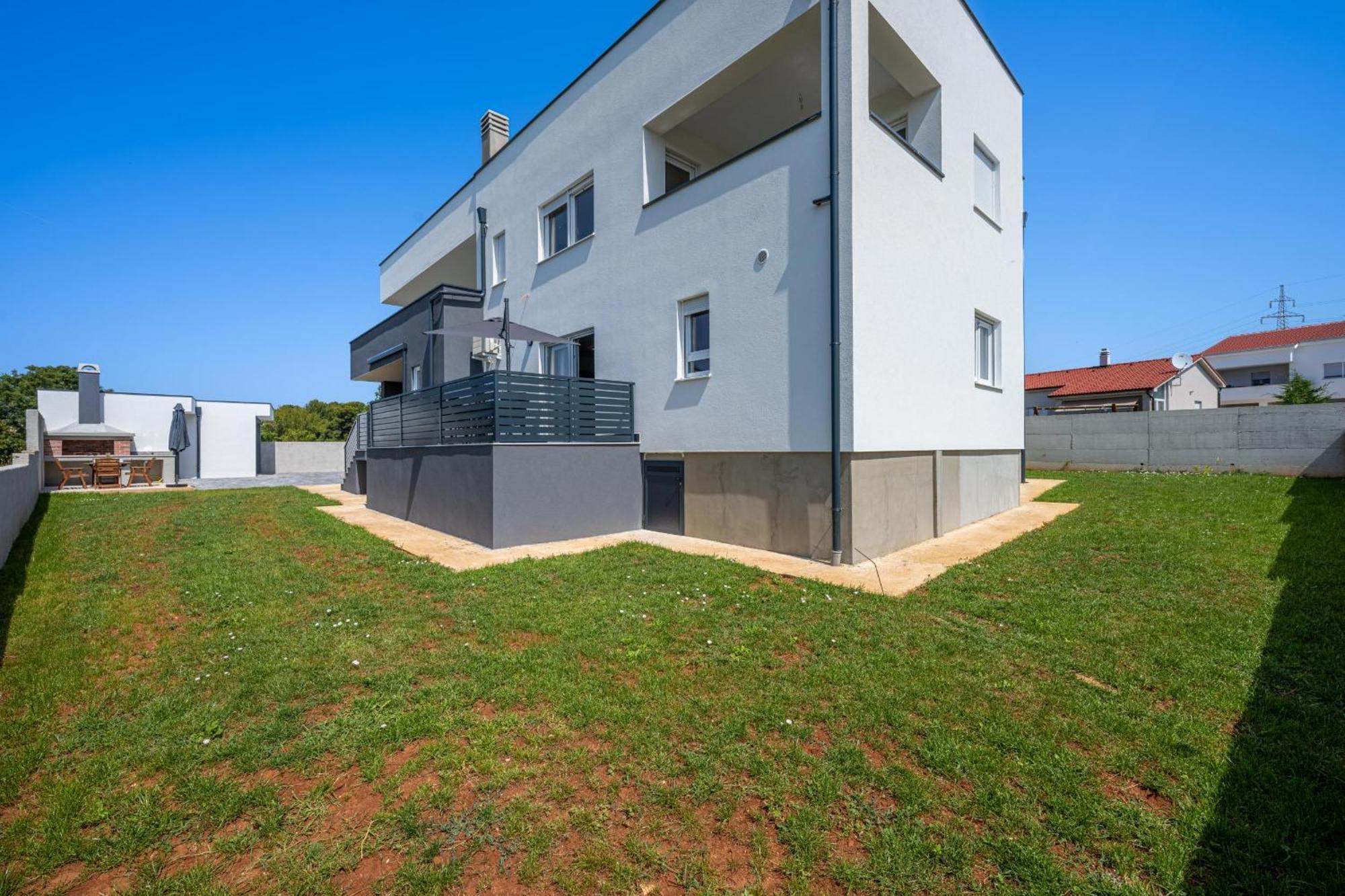 Domus Alba Apartments Pula Luaran gambar